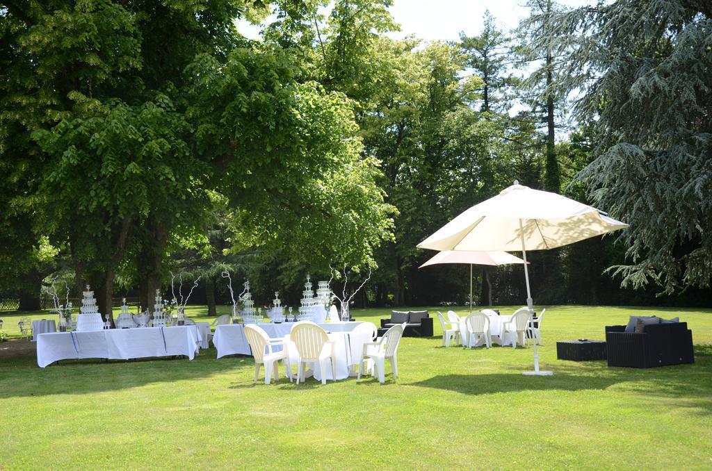 Domaine De La Ferriere Hotell Châteaubriant Exteriör bild